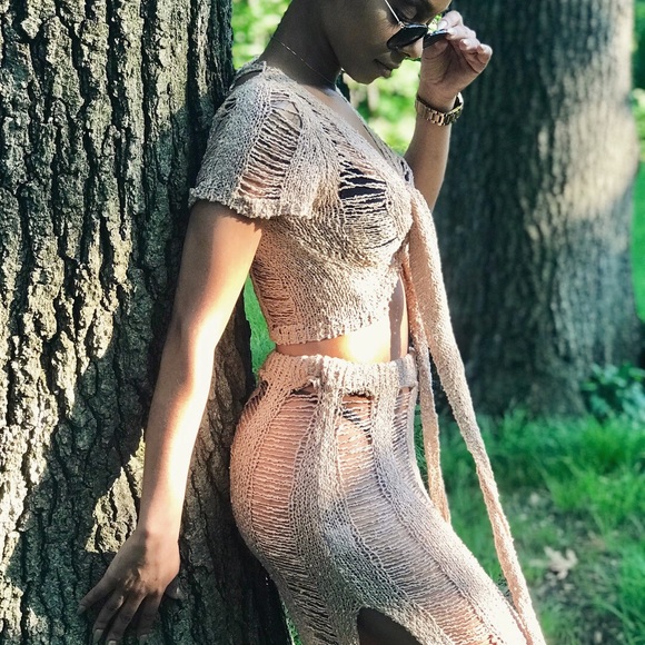 Lyn Swimsuit Coverup - Picture 2 of 5